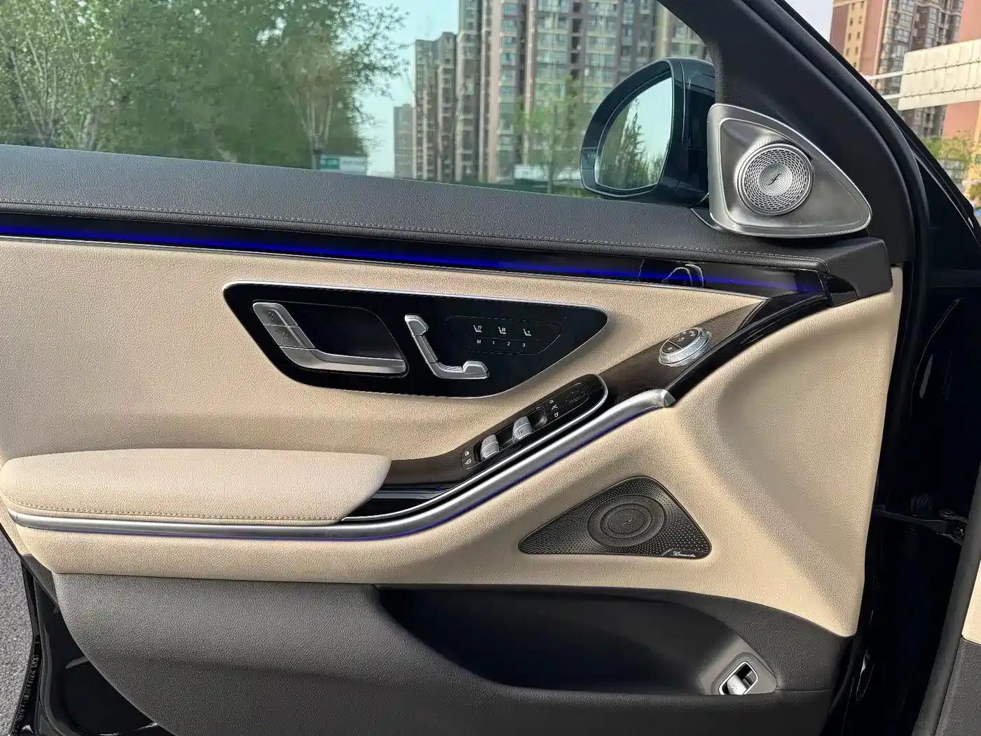Mercedes-Benz S-Class PHEV 2023 S 450 e L Plug-in Hybrid Sedan — миниатюра 29