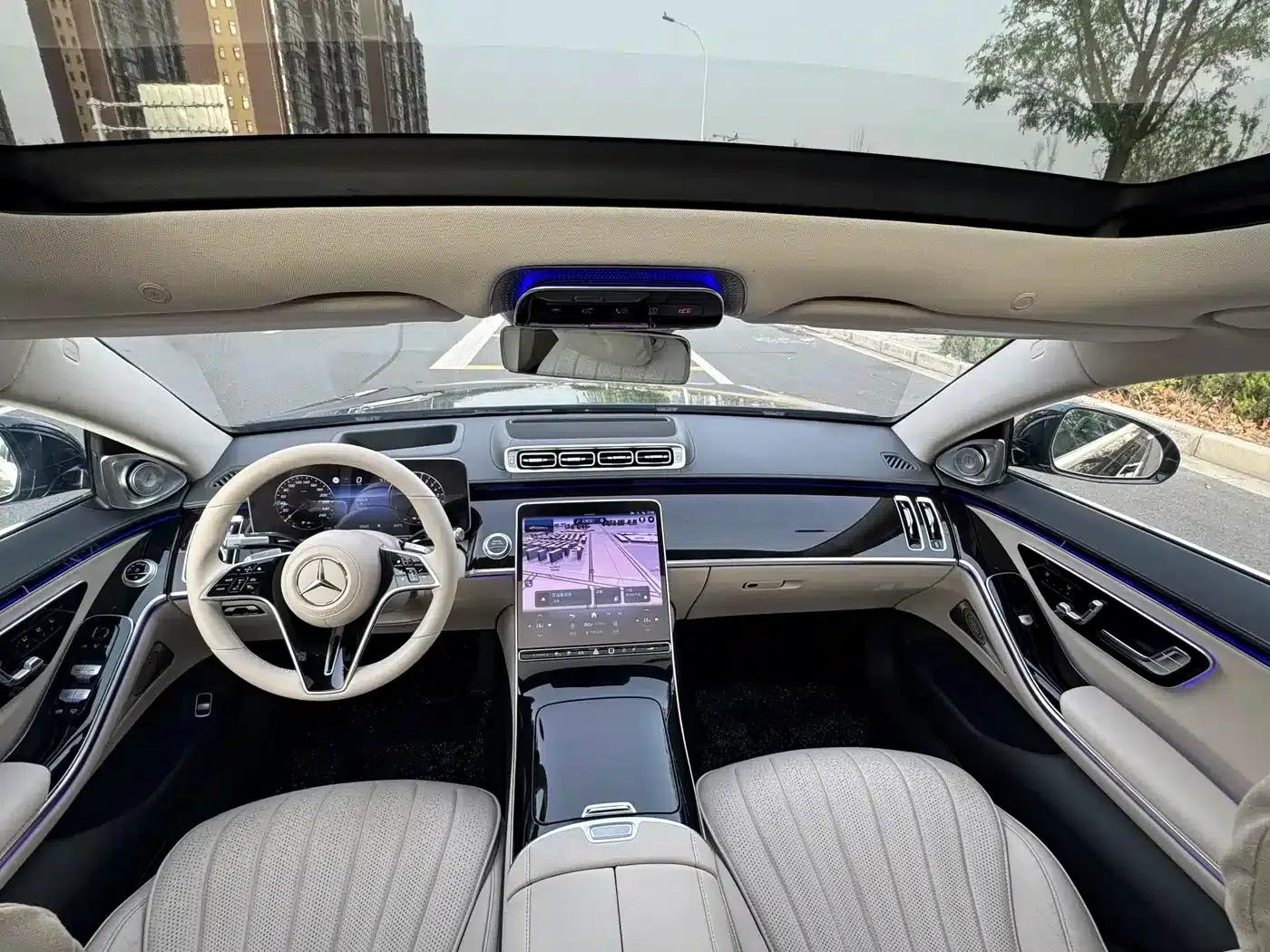 Mercedes-Benz S-Class PHEV 2023 S 450 e L Plug-in Hybrid Sedan — миниатюра 36