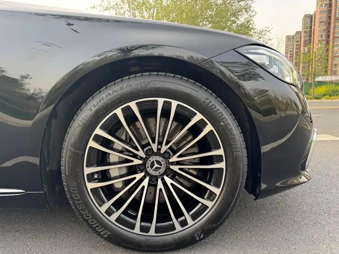 Mercedes-Benz S-Class PHEV 2023 S 450 e L Plug-in Hybrid Sedan — миниатюра 43
