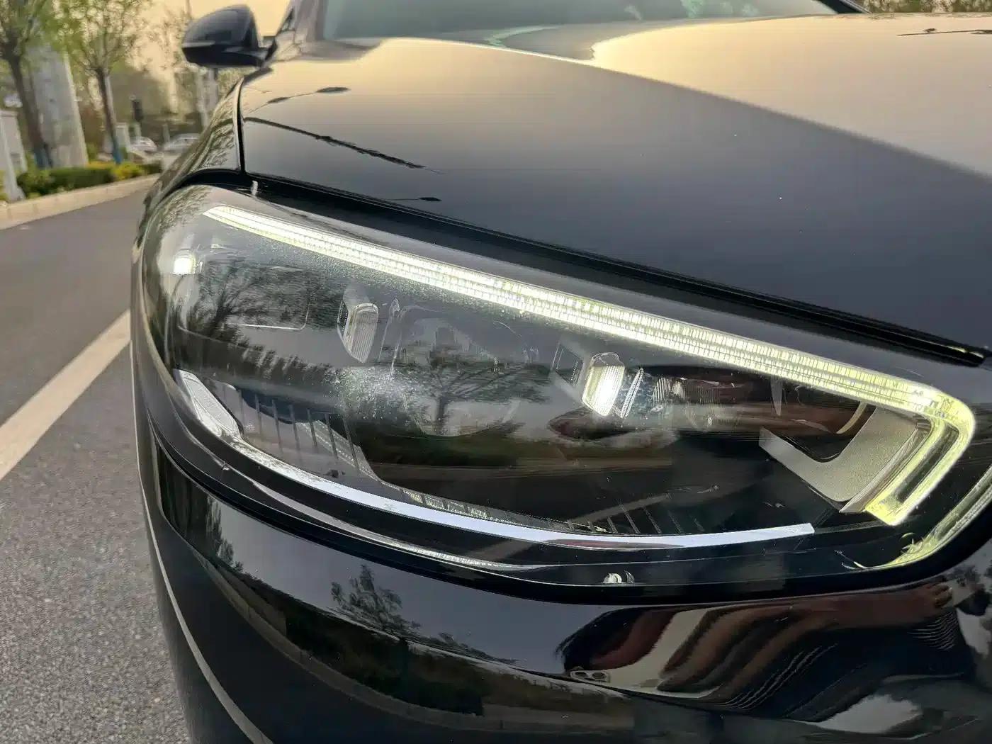 Mercedes-Benz S-Class PHEV 2023 S 450 e L Plug-in Hybrid Sedan — миниатюра 44