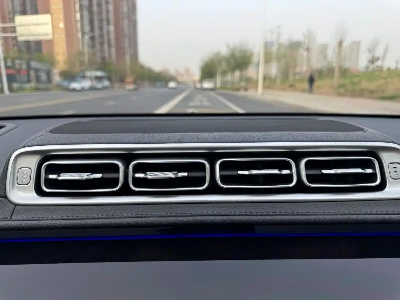 Mercedes-Benz S-Class PHEV 2023 S 450 e L Plug-in Hybrid Sedan — миниатюра 51