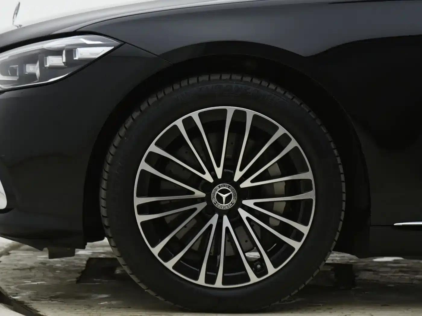 Mercedes-Benz S-Class PHEV 2023 S 450 e L Plug-in Hybrid Sedan — миниатюра 8