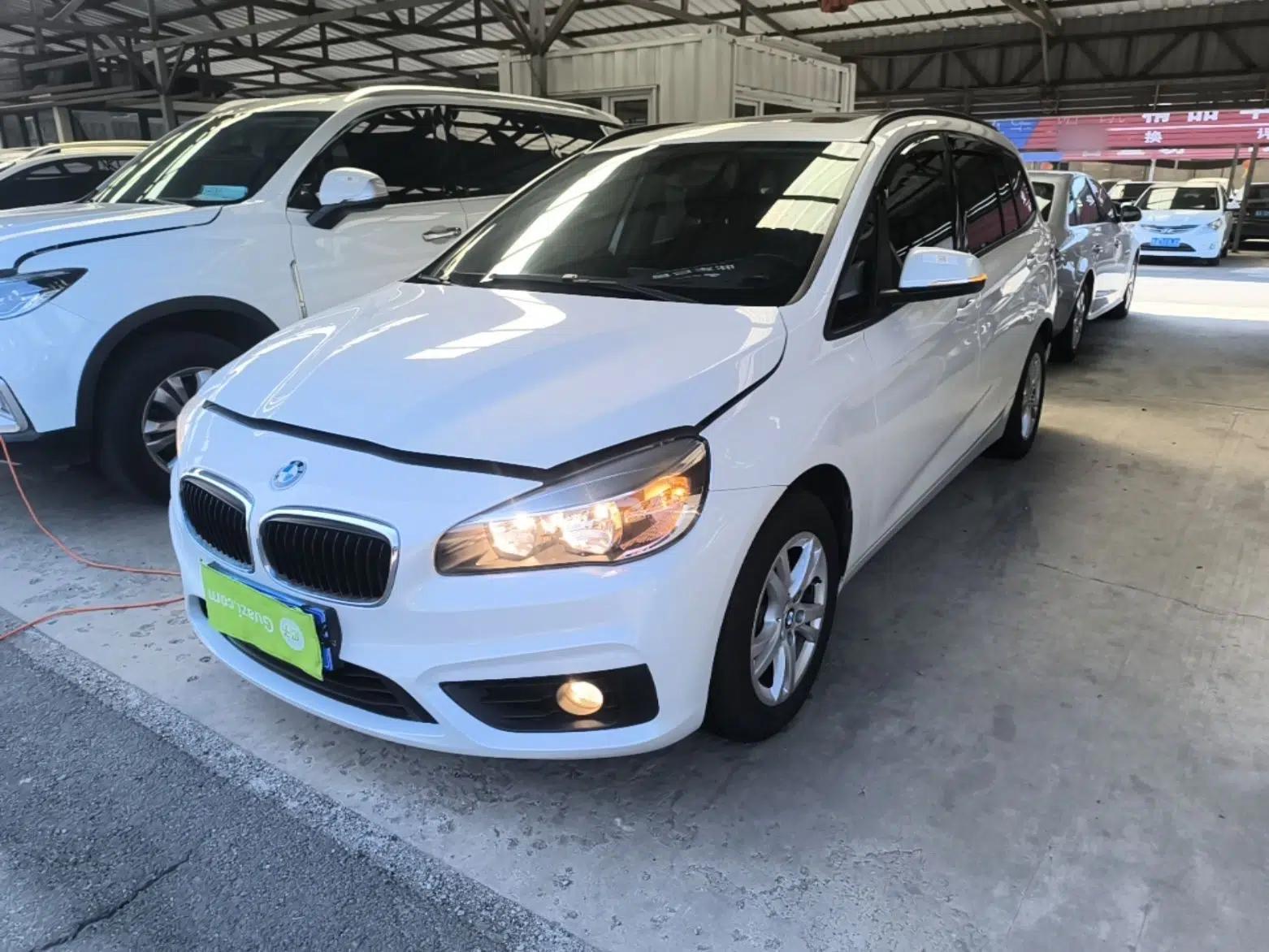 BMW 2 Series Gran Tourer 2015 218i Leading Model — миниатюра 1