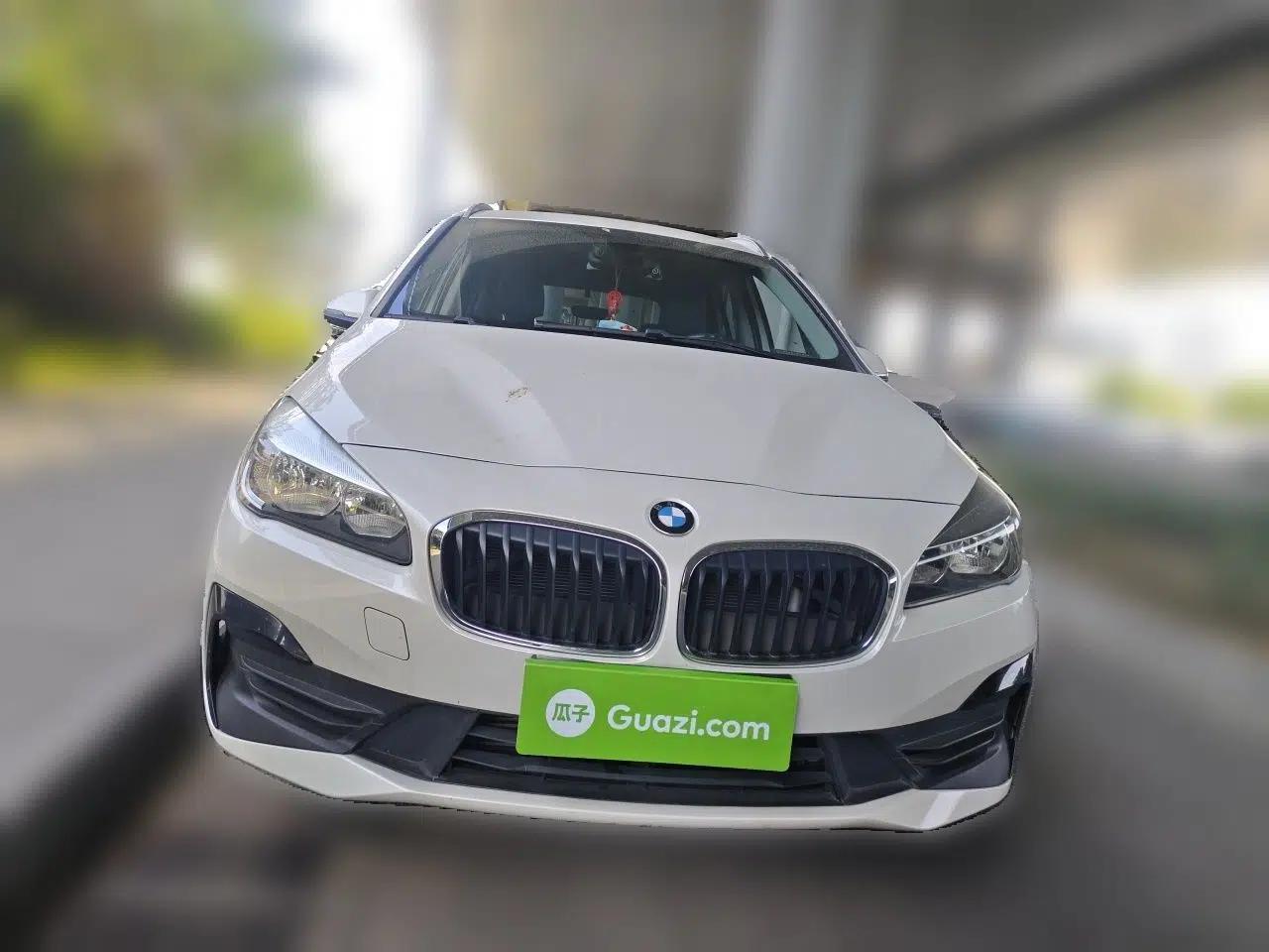 BMW 2 Series Gran Tourer 2018 220i Leading Model — миниатюра 2