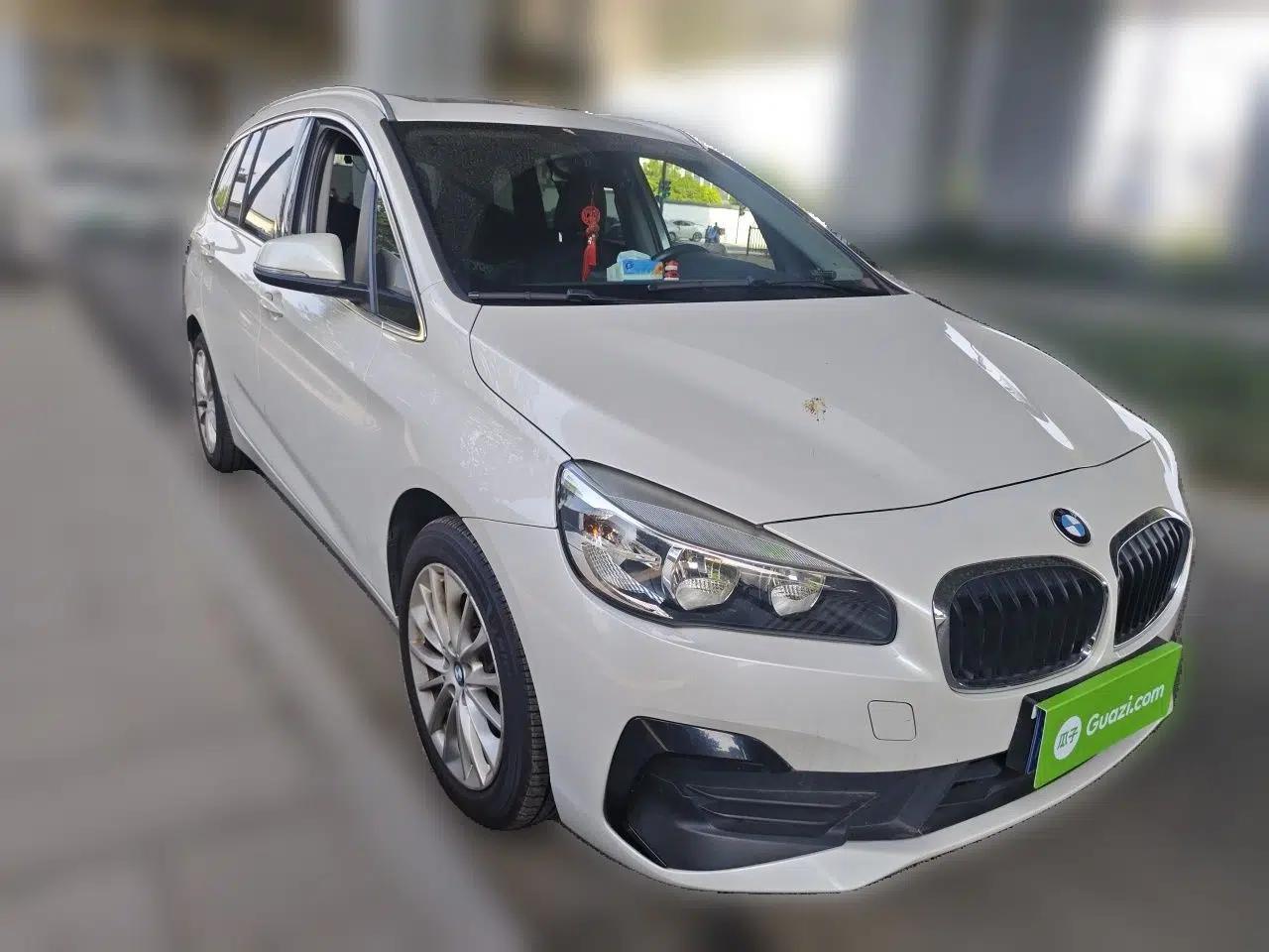 BMW 2 Series Gran Tourer 2018 220i Leading Model — миниатюра 3
