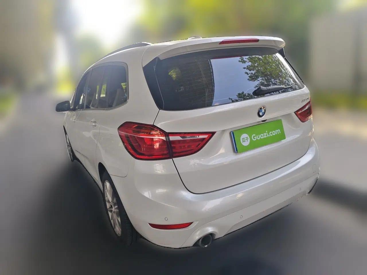 BMW 2 Series Gran Tourer 2018 220i Leading Model — миниатюра 4