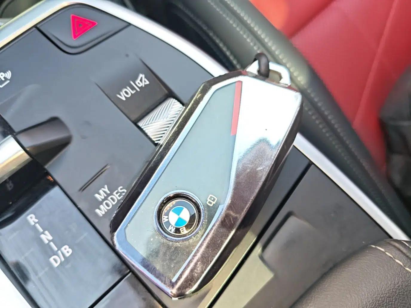 BMW iX1 2023 eDrive25L M Sport Package — миниатюра 12