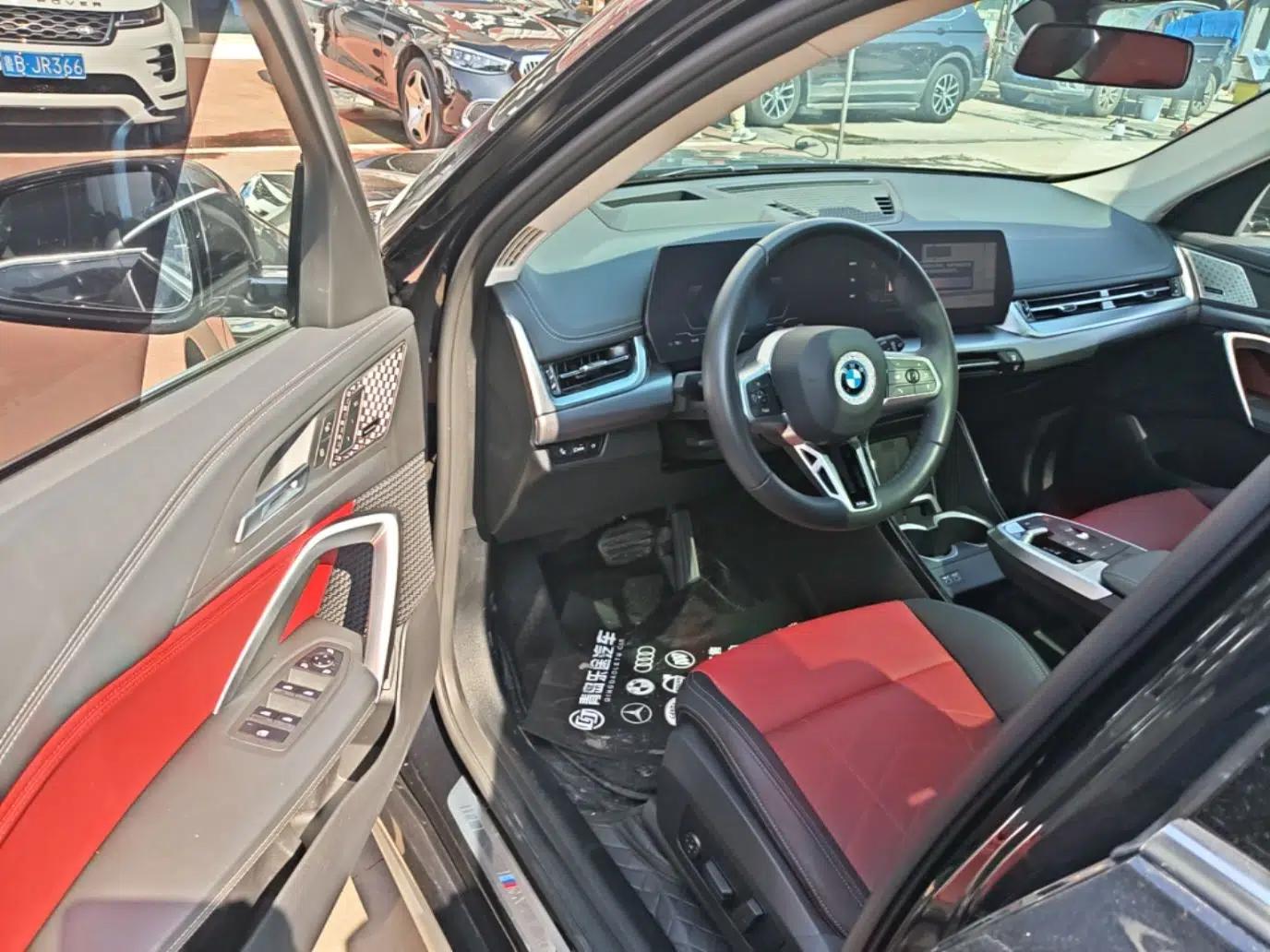 BMW iX1 2023 eDrive25L M Sport Package — миниатюра 19