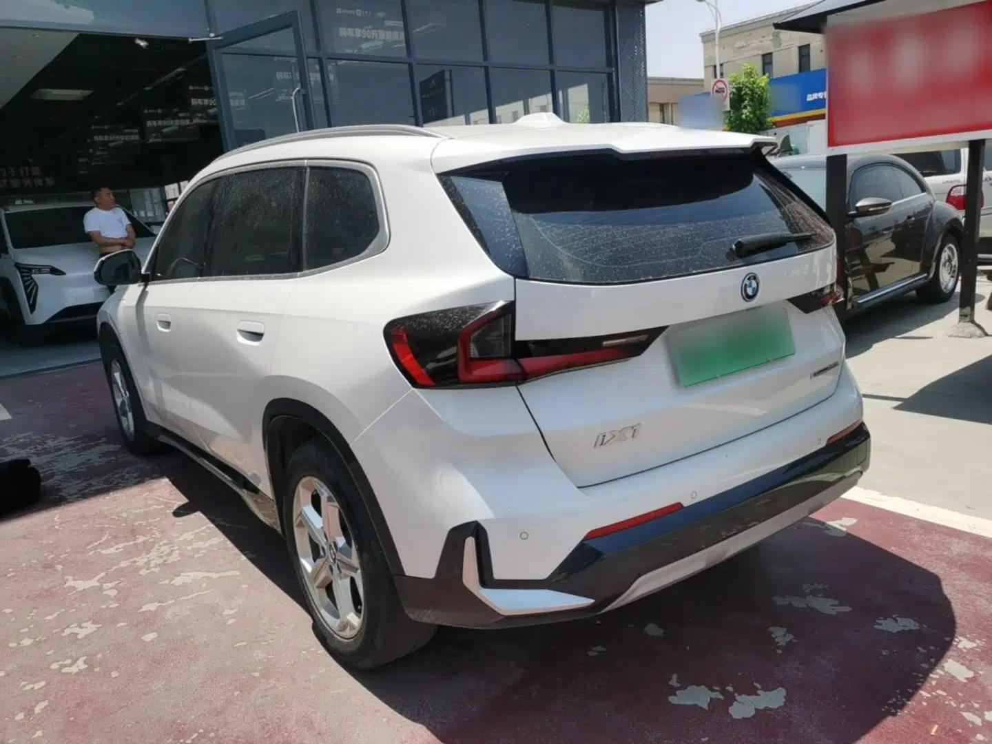 BMW iX1 2023 eDrive25L X Design Package — миниатюра 4