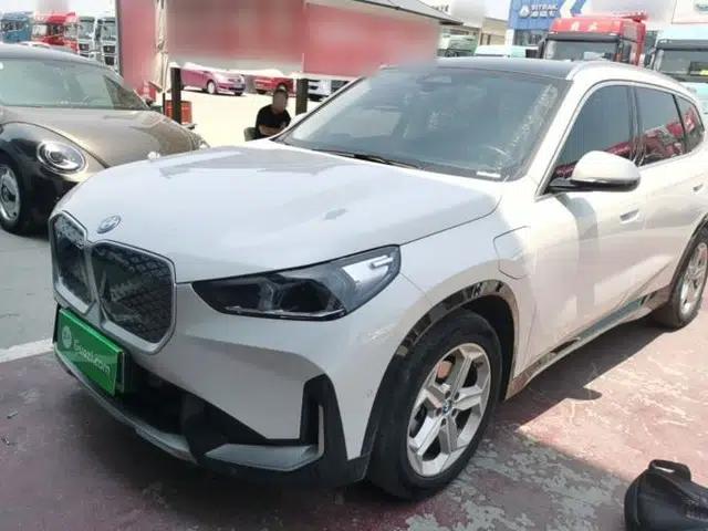 BMW iX1 2023 eDrive25L X Design Package
