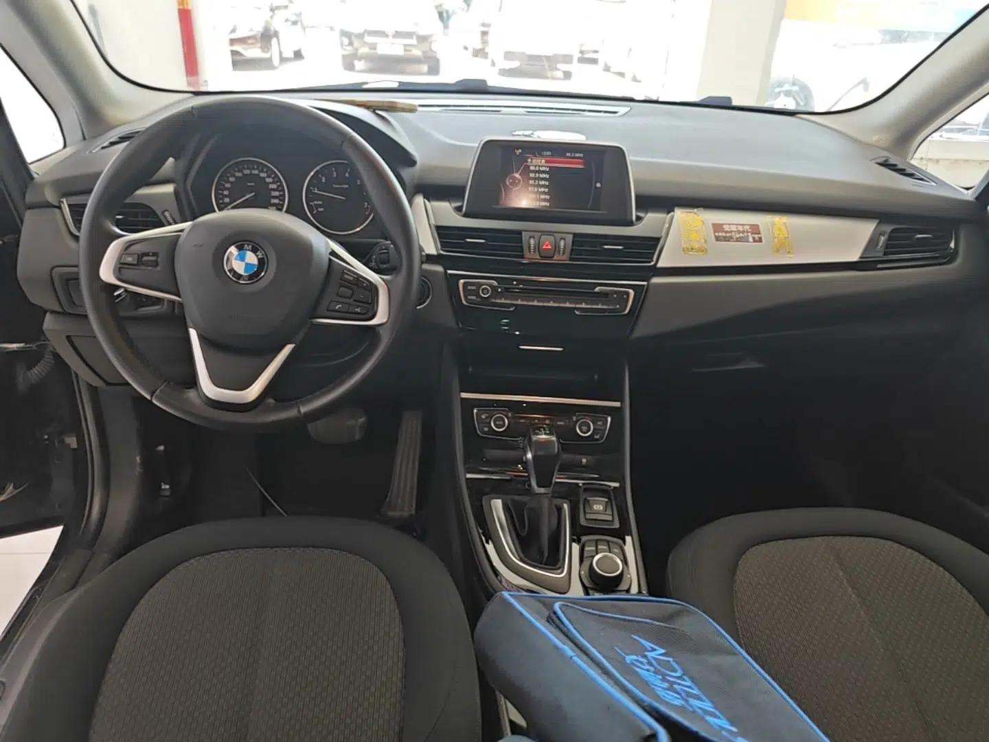 BMW 2 Series Active Tourer 2015 218i Leading Model — миниатюра 12