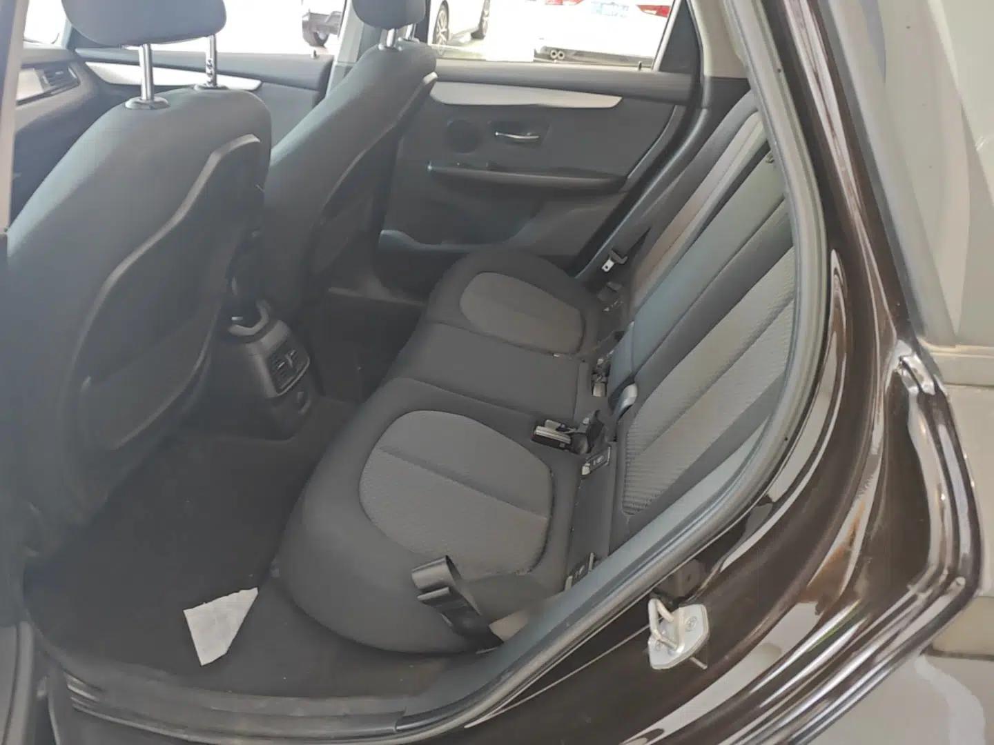 BMW 2 Series Active Tourer 2015 218i Leading Model — миниатюра 19