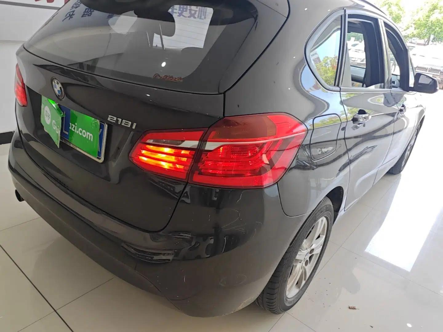 BMW 2 Series Active Tourer 2015 218i Leading Model — миниатюра 8
