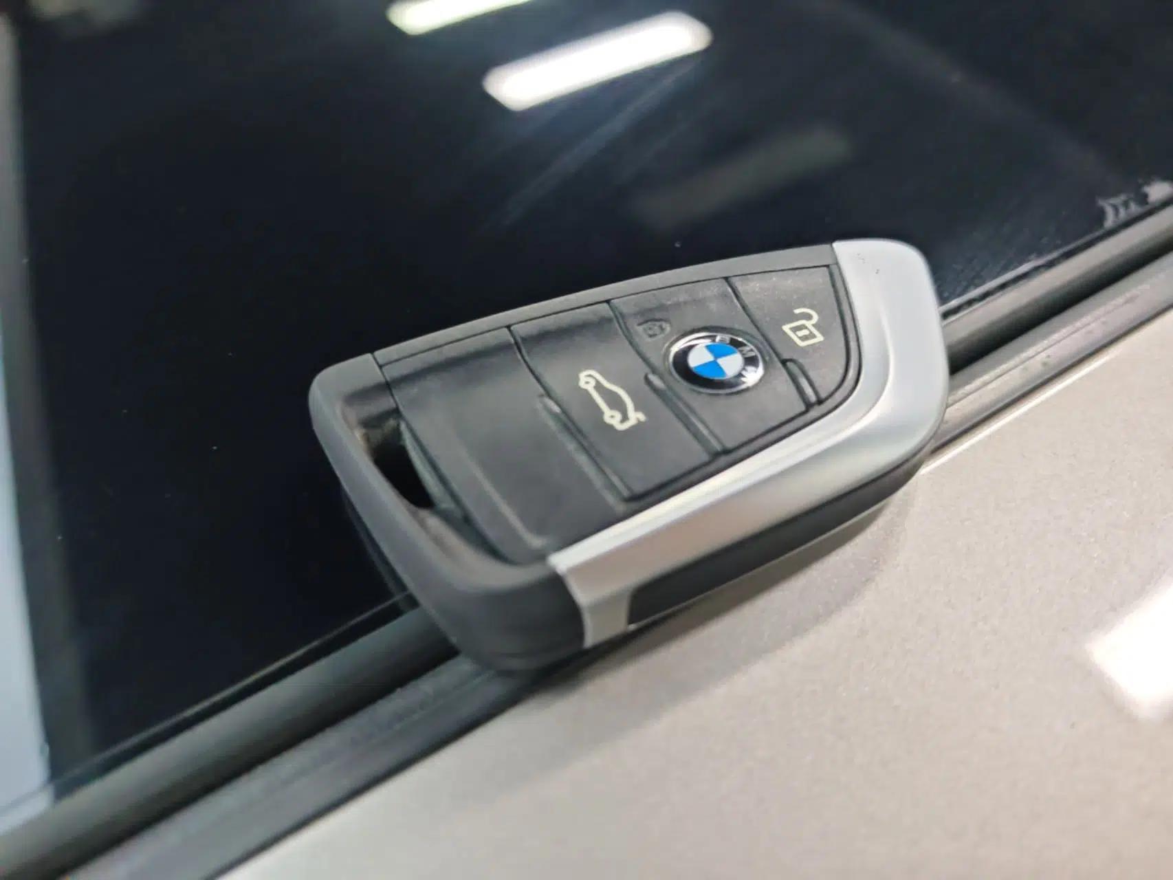 BMW 2 Series Active Tourer 2016 218i Sports Design Package — миниатюра 12