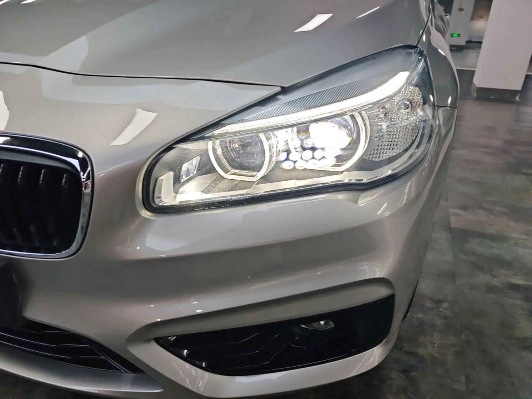 BMW 2 Series Active Tourer 2016 218i Sports Design Package — миниатюра 9