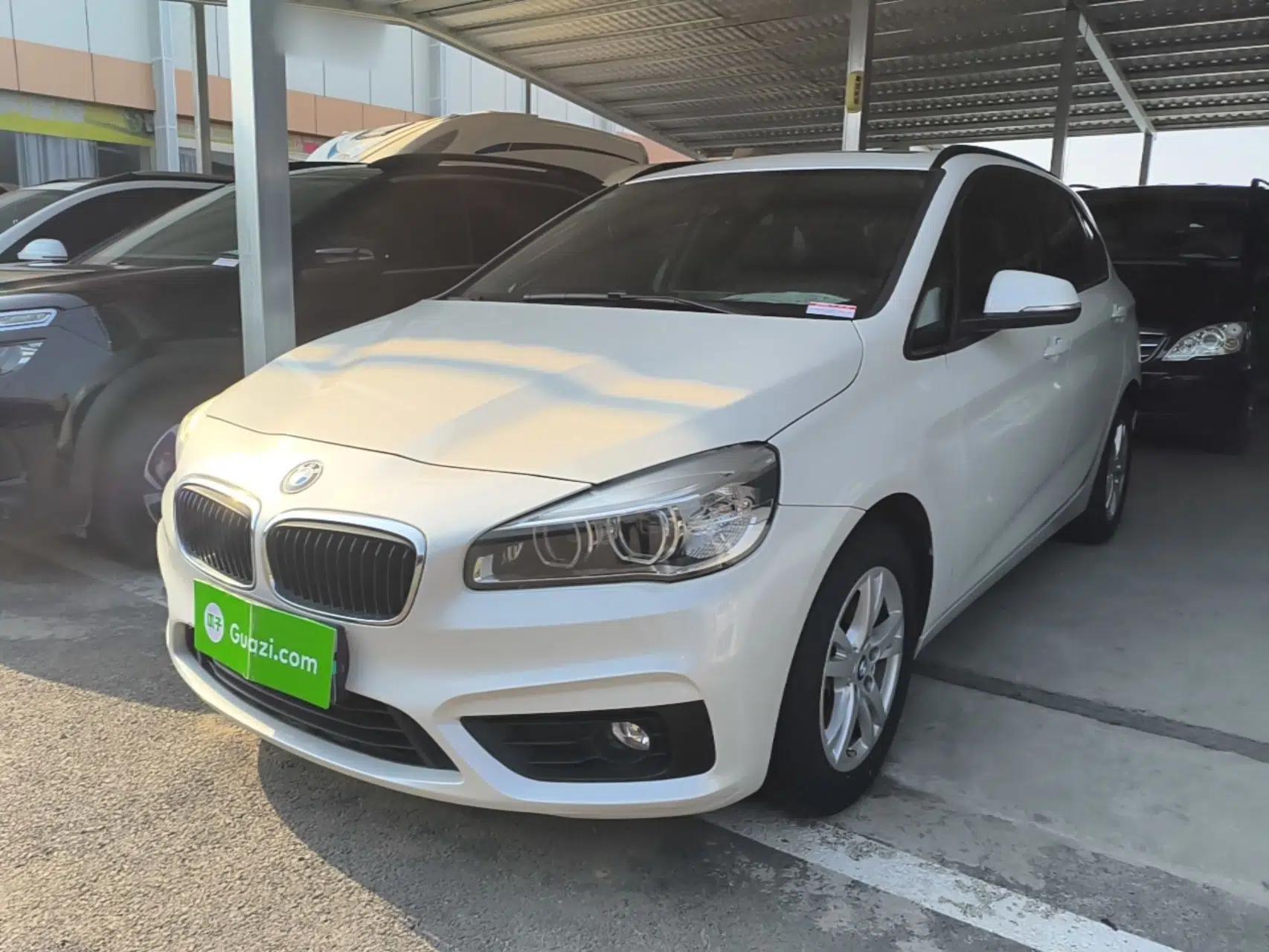 BMW 2 Series Active Tourer 2016 218i Leading Model — миниатюра 1