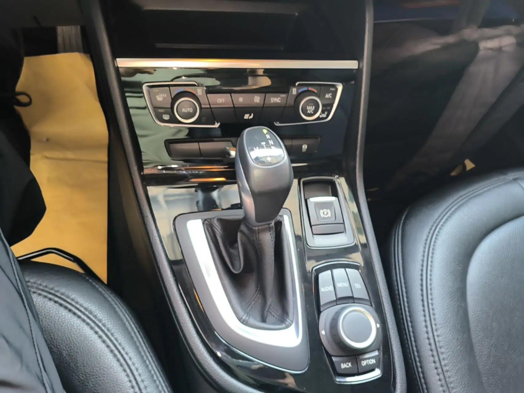 BMW 2 Series Active Tourer 2016 218i Leading Model — миниатюра 17