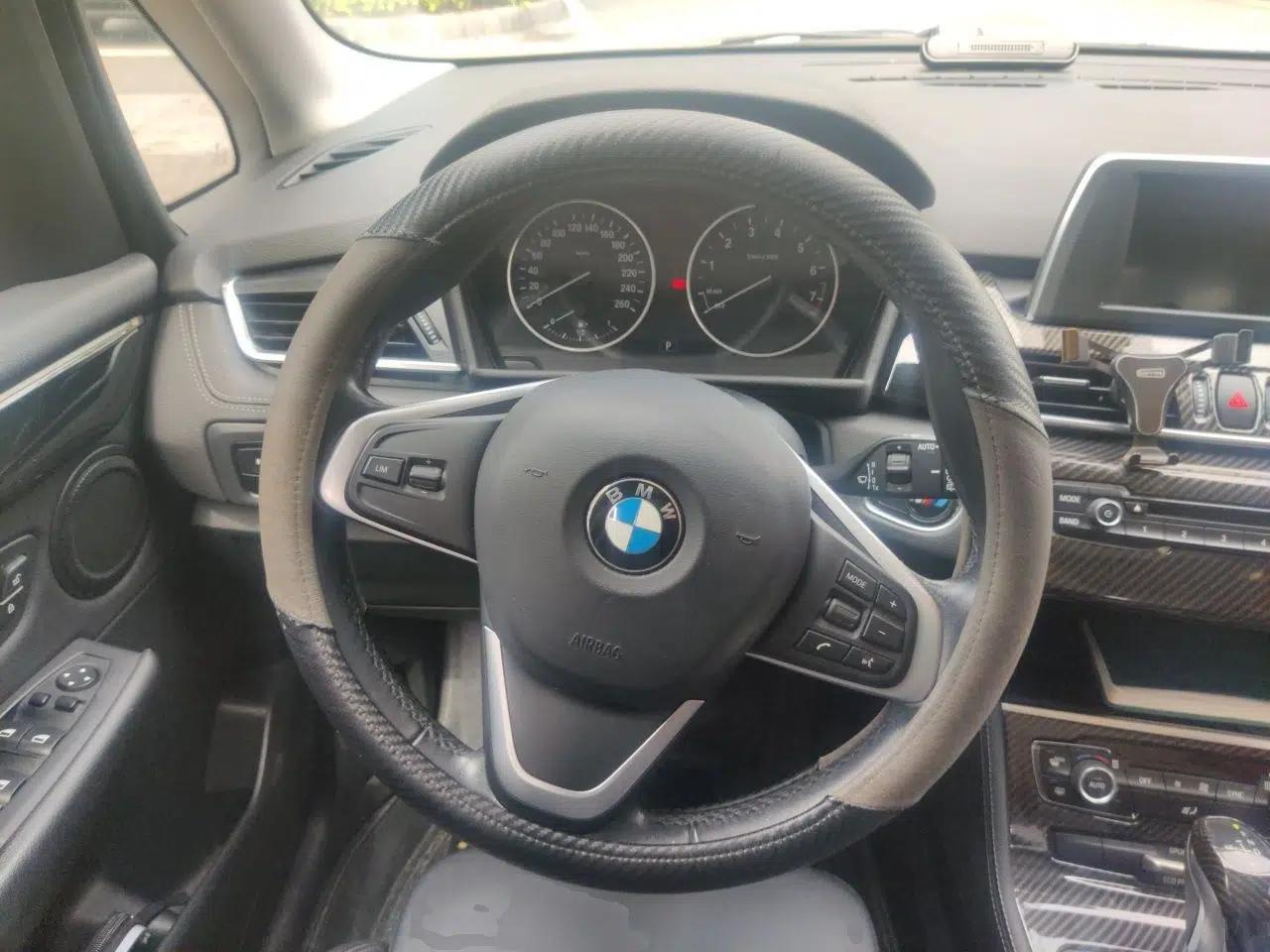 BMW 2 Series Active Tourer 2015 218i Sports Design Package — миниатюра 11