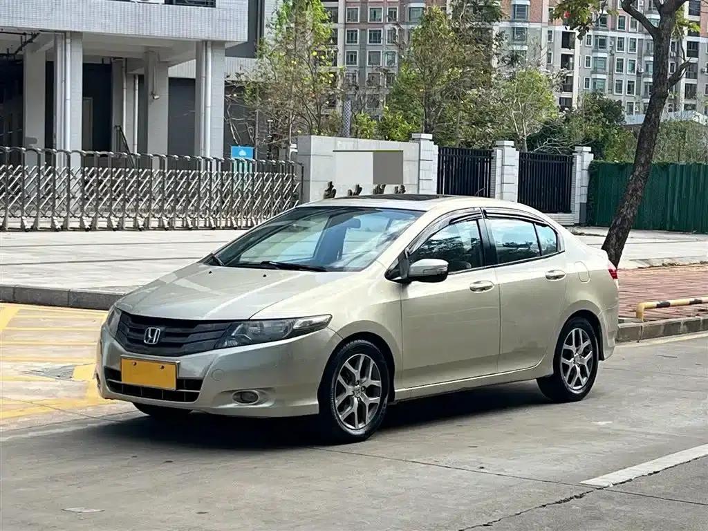 Honda City Classic 2008 1.8L Automatic Comfort Edition — миниатюра 1