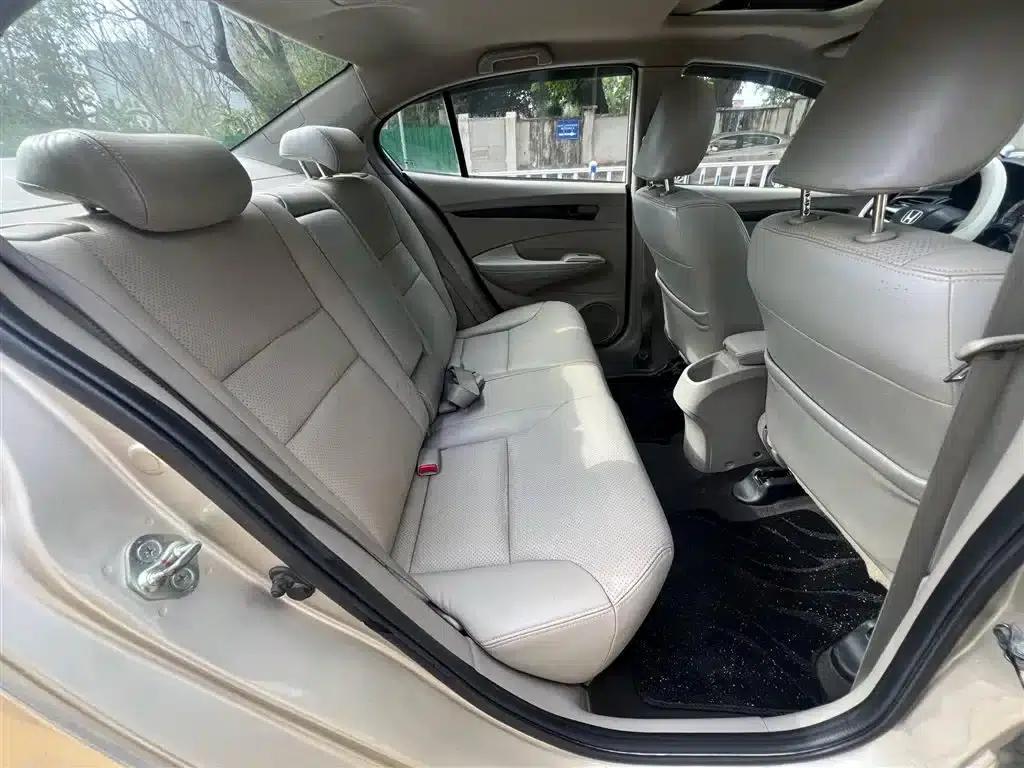 Honda City Classic 2008 1.8L Automatic Comfort Edition — миниатюра 14