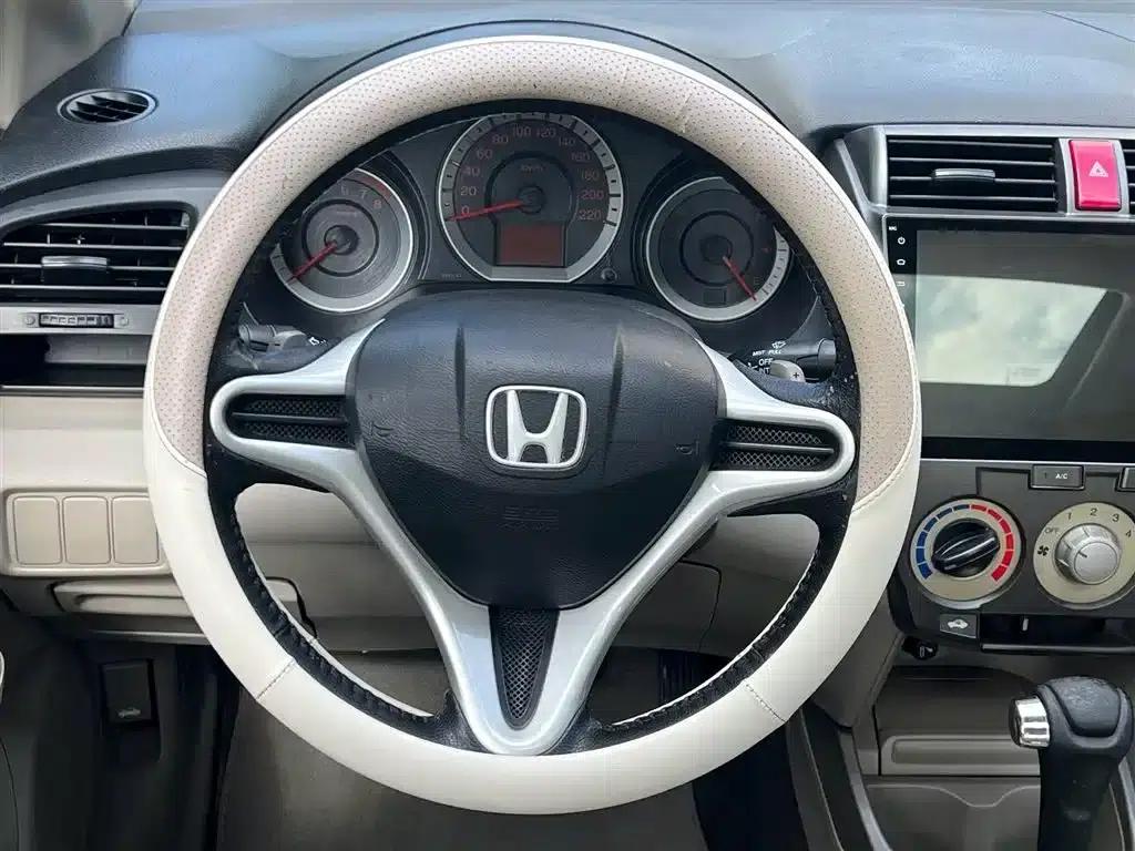 Honda City Classic 2008 1.8L Automatic Comfort Edition — миниатюра 9