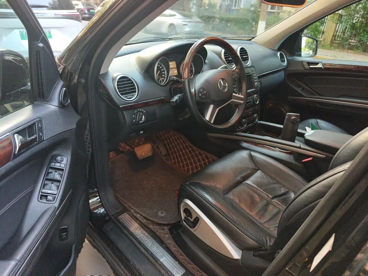 Mercedes-Benz GL-Class 2011 GL 450 4MATIC Prestige Edition — миниатюра 17