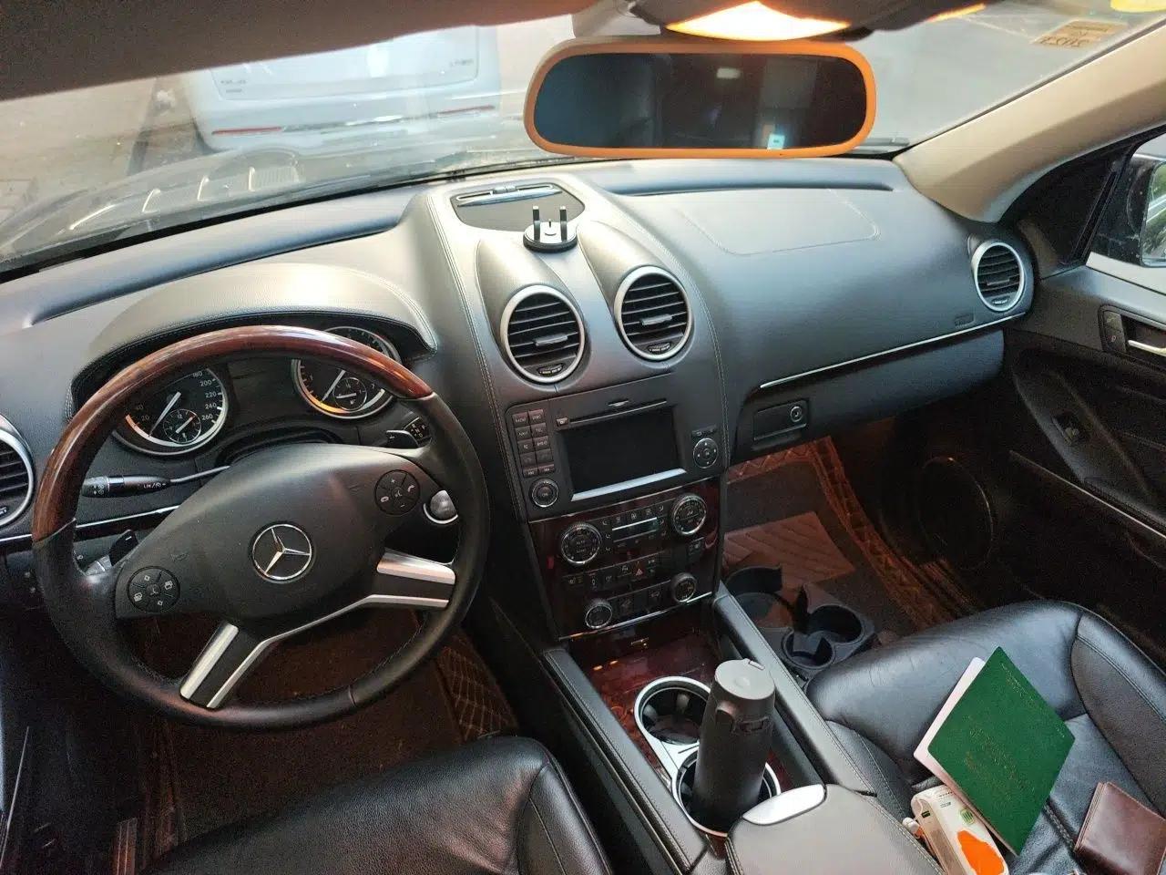 Mercedes-Benz GL-Class 2011 GL 450 4MATIC Prestige Edition — миниатюра 10