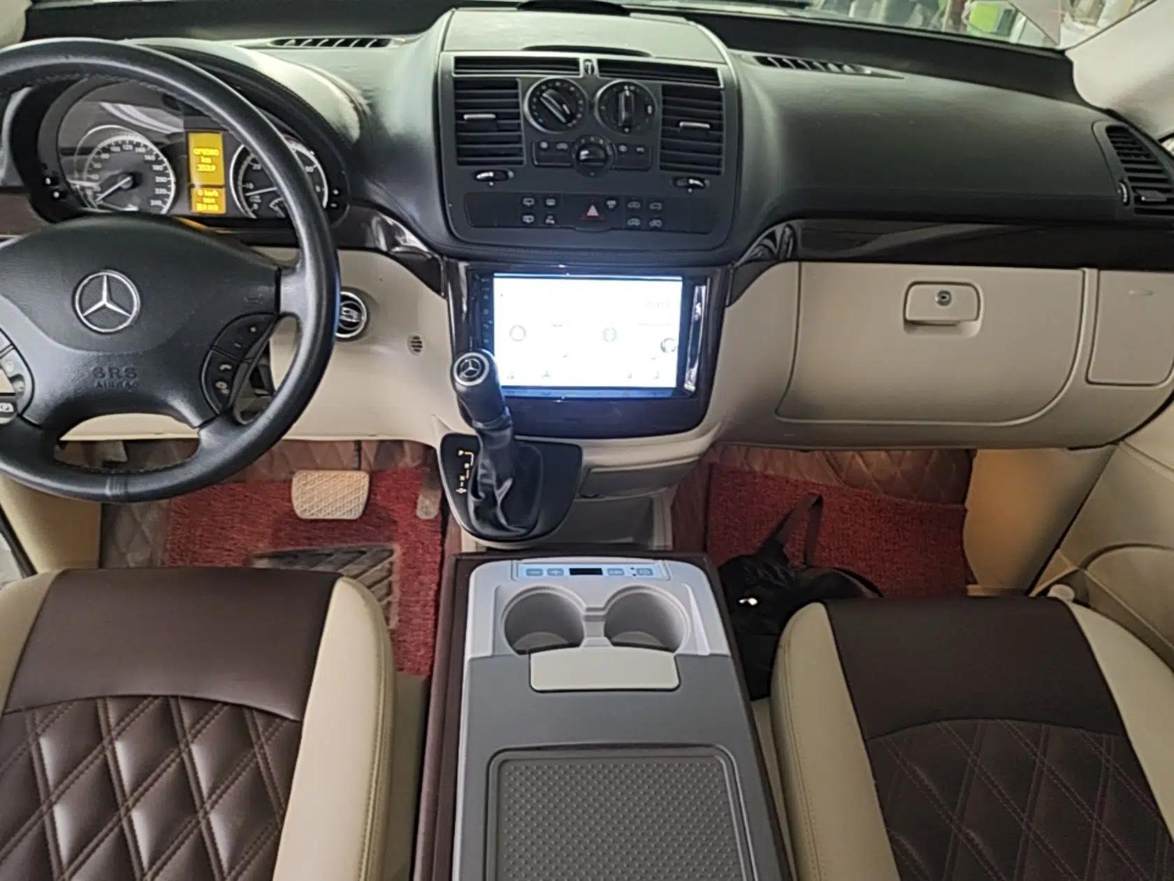 Mercedes-Benz Viano 2013 3.0L Comfort Edition — миниатюра 16