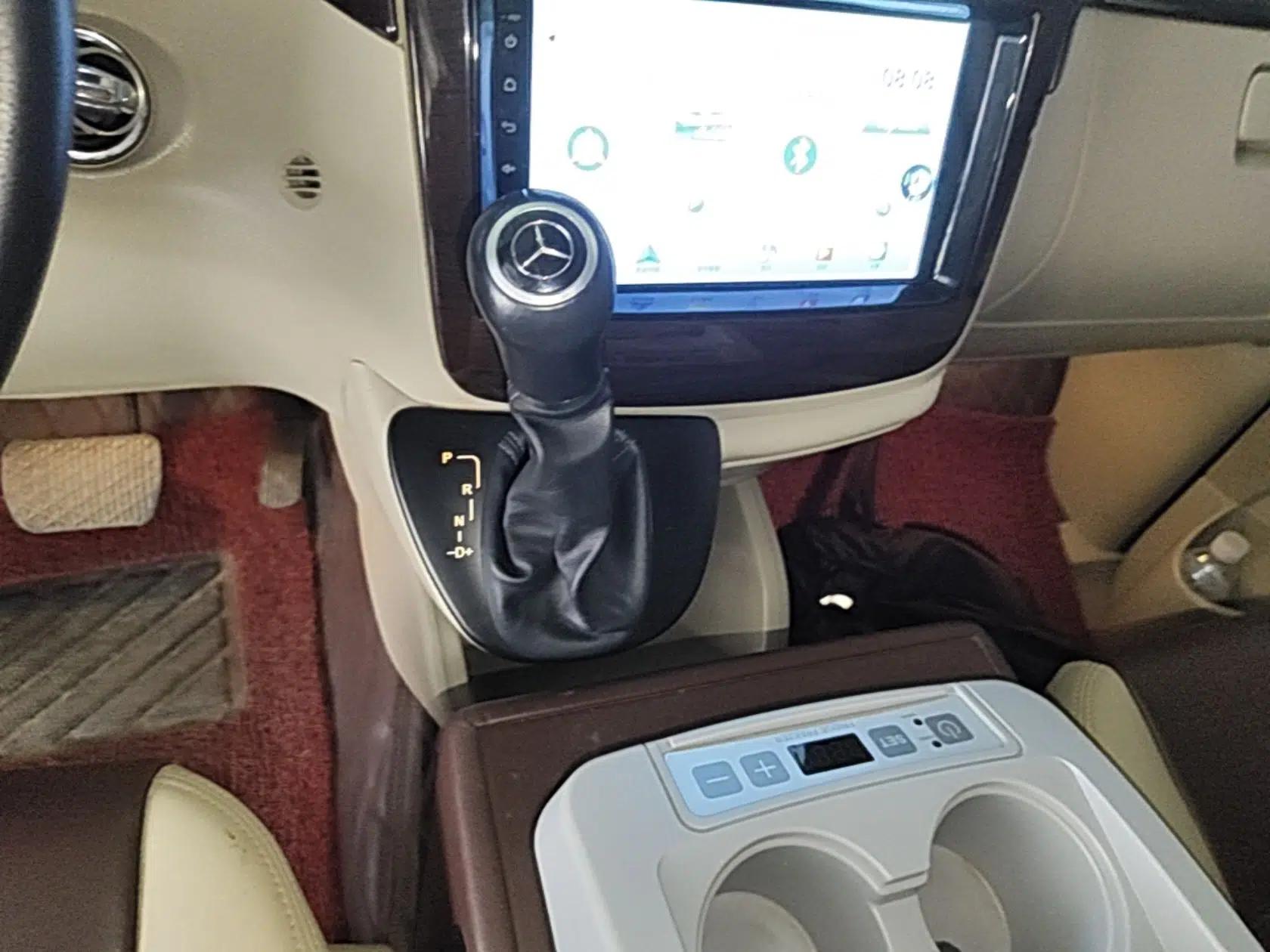 Mercedes-Benz Viano 2013 3.0L Comfort Edition — миниатюра 17
