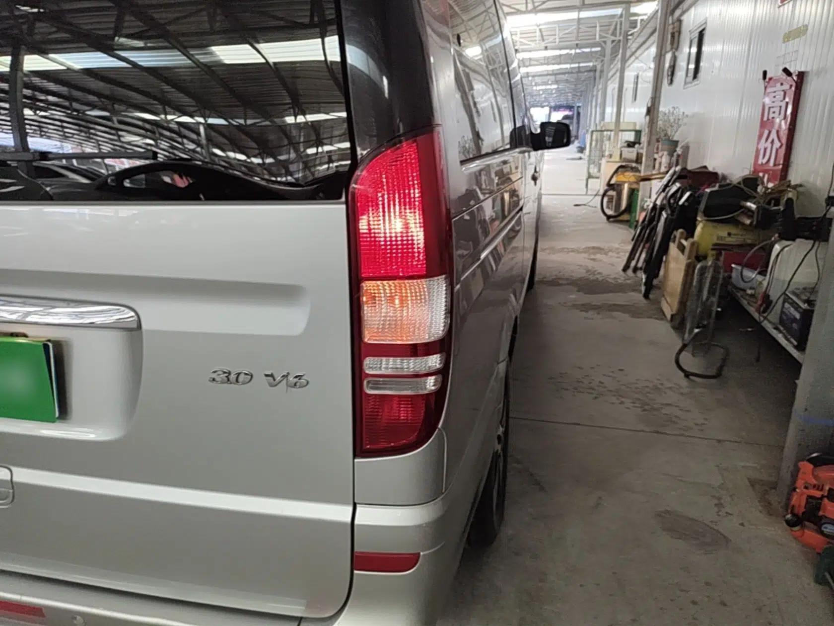 Mercedes-Benz Viano 2013 3.0L Comfort Edition — миниатюра 7