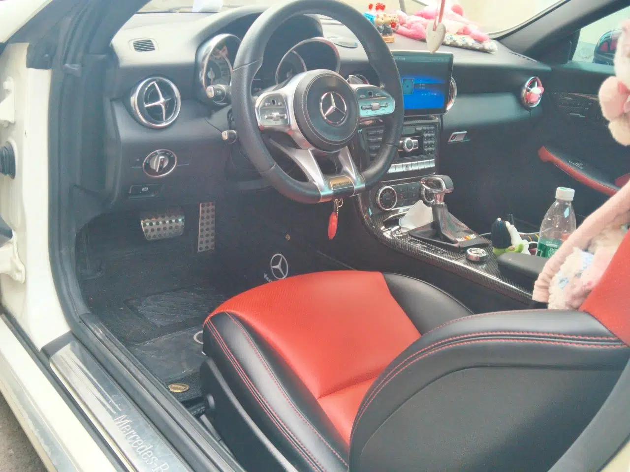 Mercedes-Benz SLK-Class 2011 SLK 200 Fashion Model — миниатюра 10