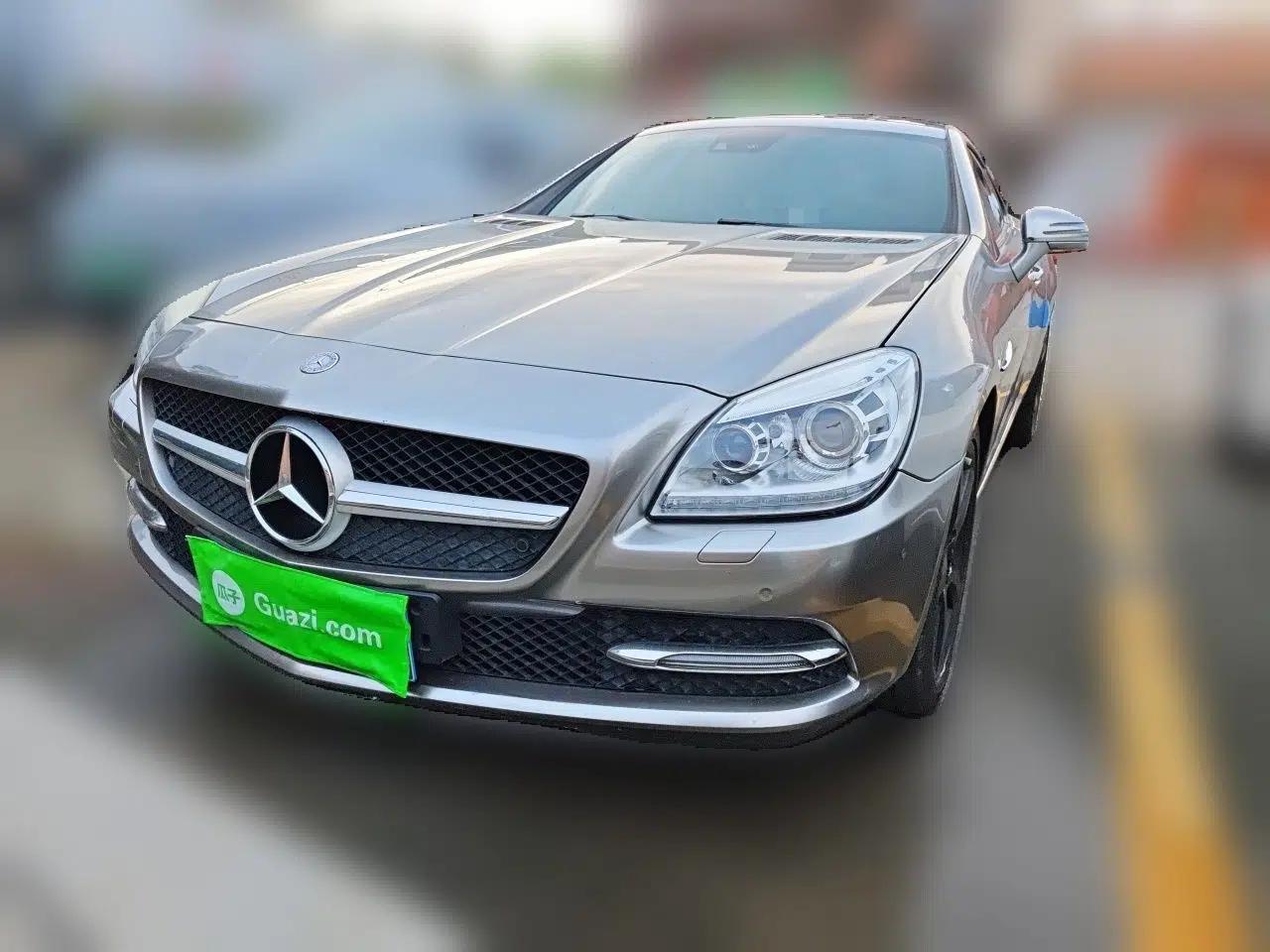 Mercedes-Benz SLK-Class 2011 SLK 200 Fashion Model — миниатюра 1