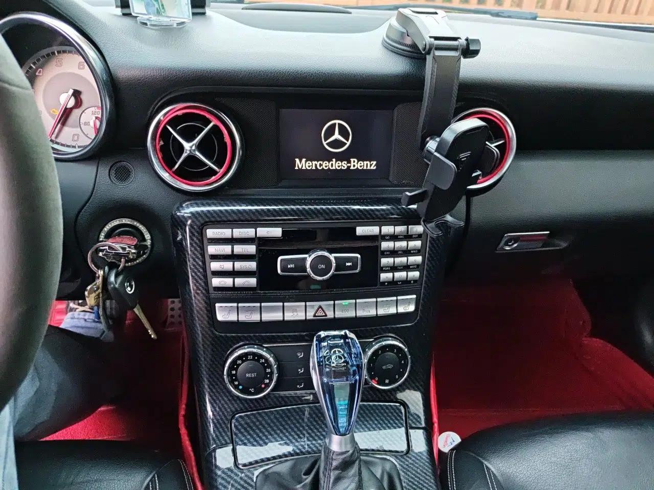 Mercedes-Benz SLK-Class 2011 SLK 200 Fashion Model — миниатюра 14
