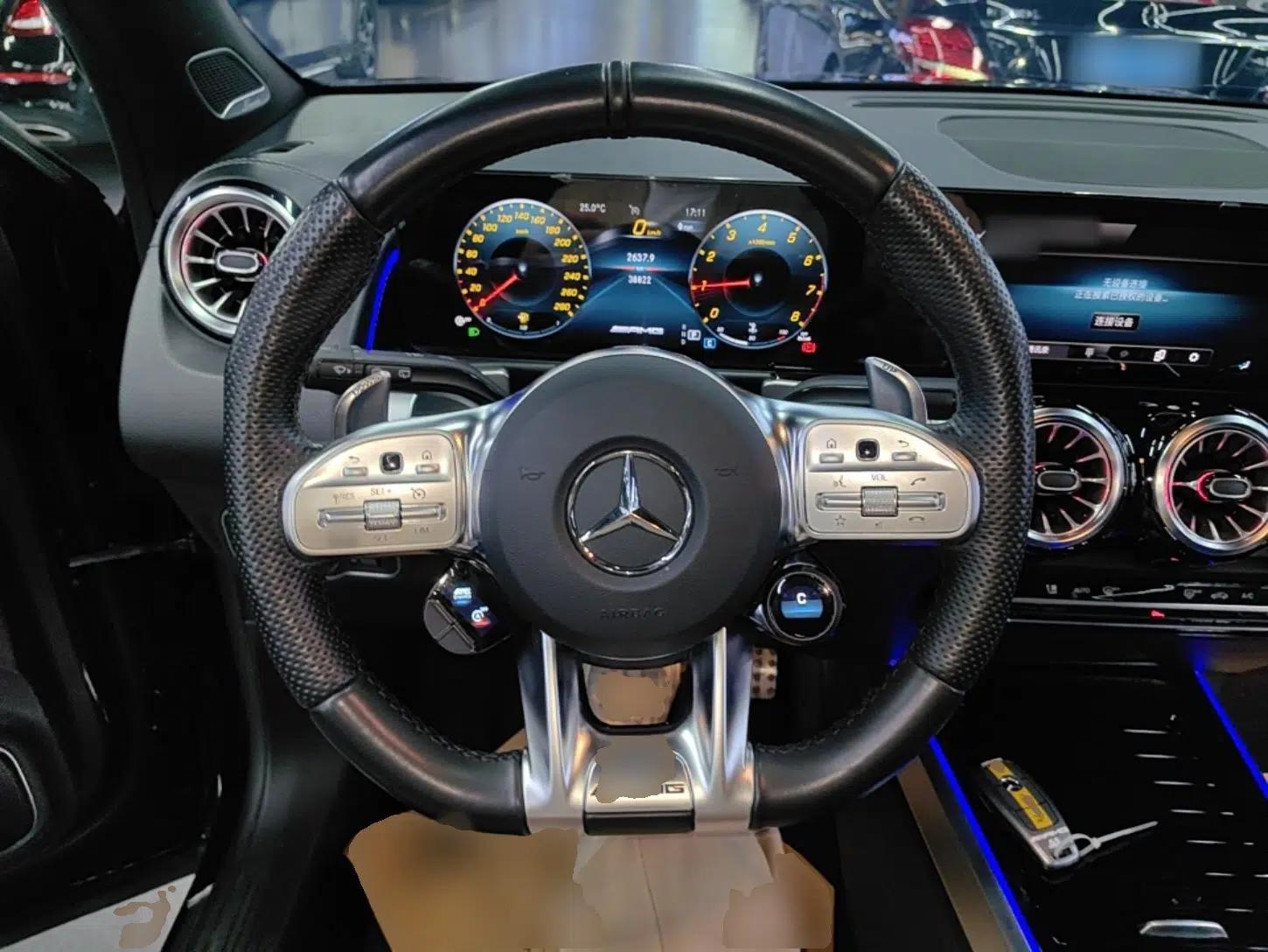 Mercedes-Benz GLB AMG 2022 AMG GLB 35 4MATIC — миниатюра 13
