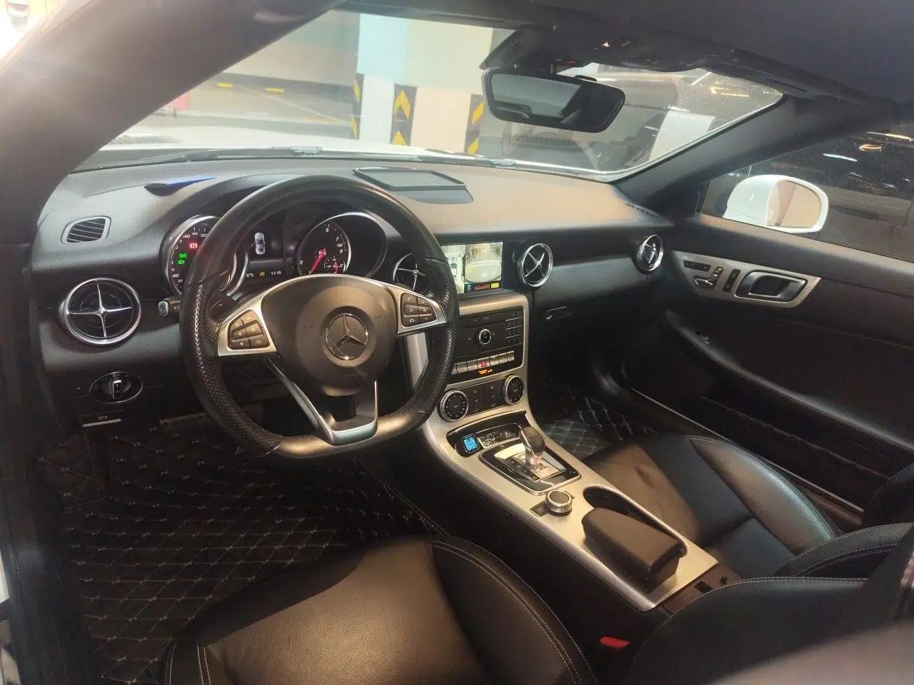 Mercedes-Benz SLC 2016 SLC 200 Dynamic Edition — миниатюра 10