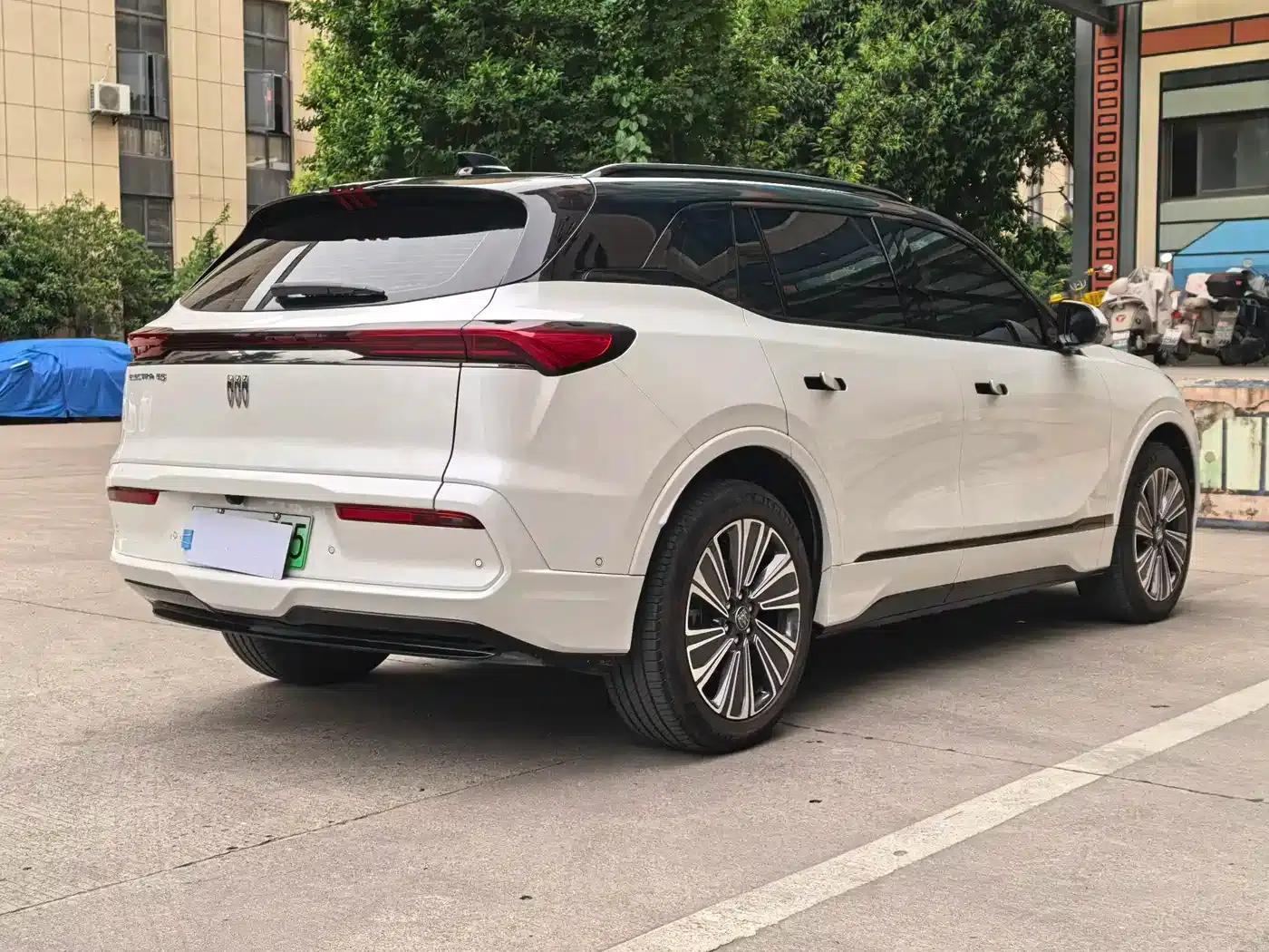 Buick E5 2023 Premium Standard Range Edition — миниатюра 14