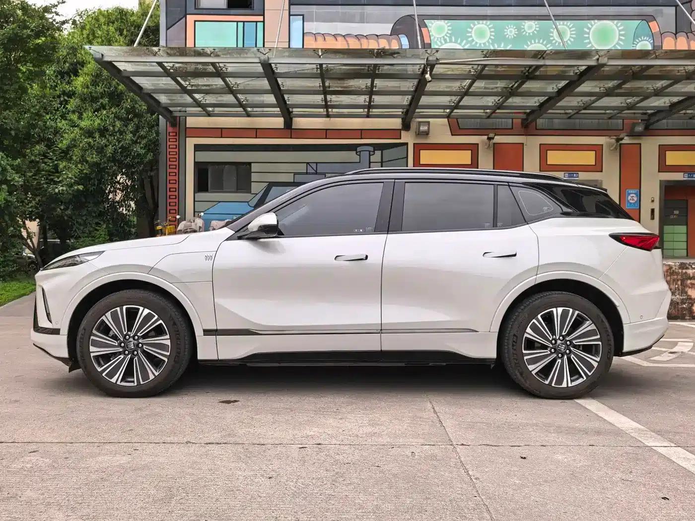 Buick E5 2023 Premium Standard Range Edition — миниатюра 20