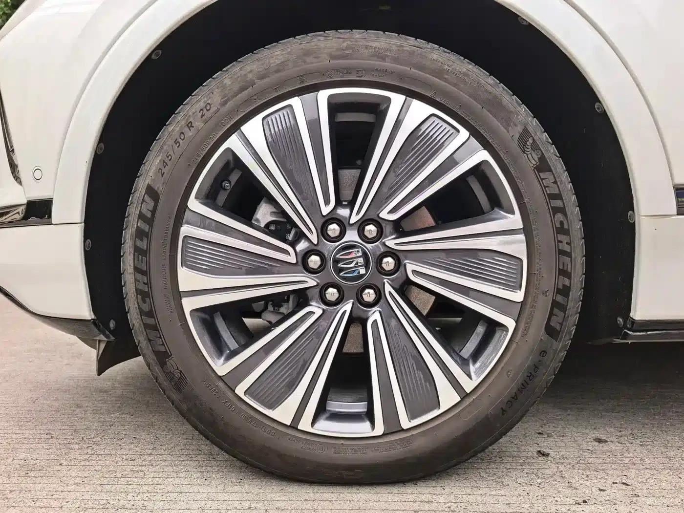 Buick E5 2023 Premium Standard Range Edition — миниатюра 21