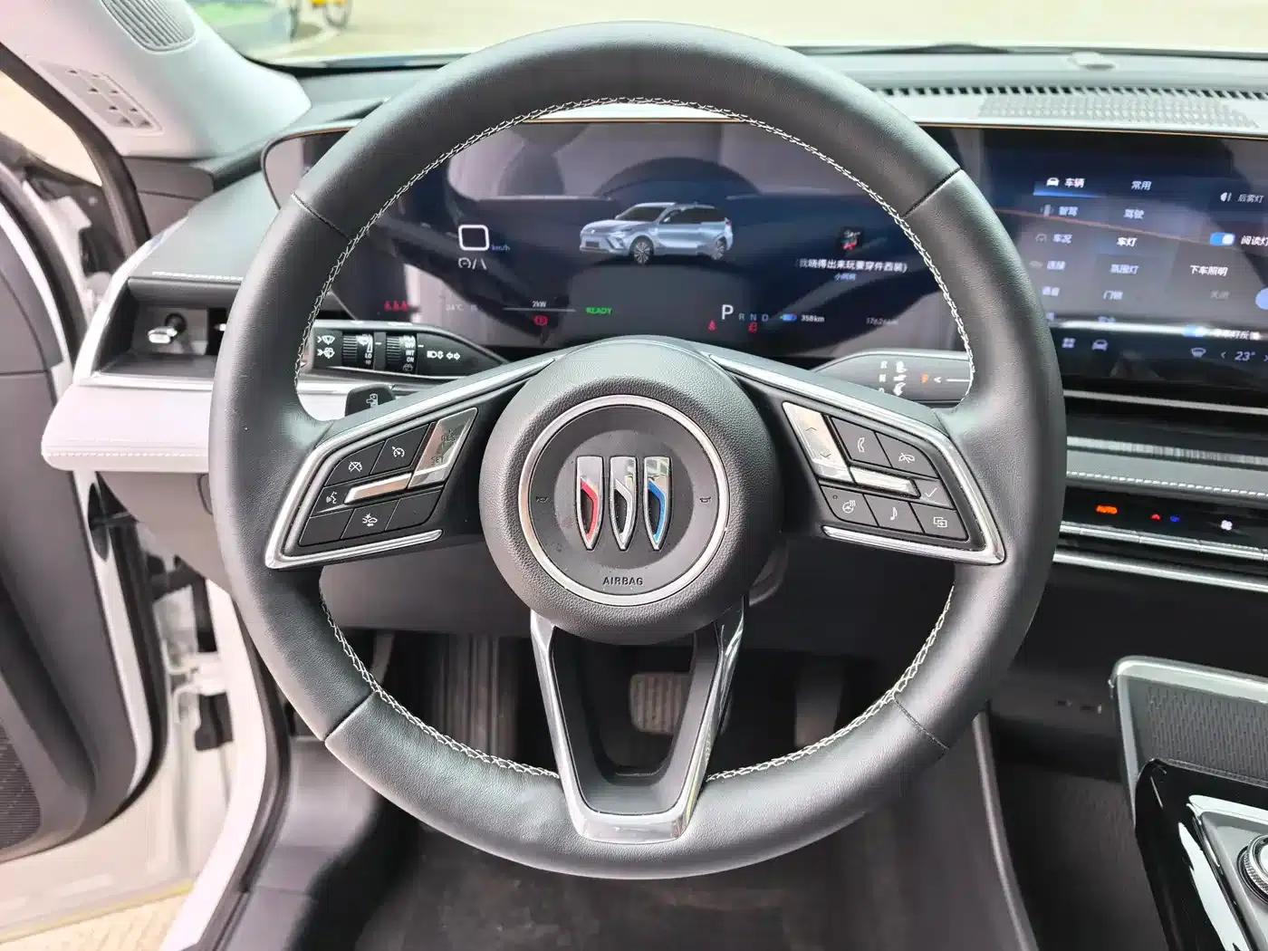 Buick E5 2023 Premium Standard Range Edition — миниатюра 8
