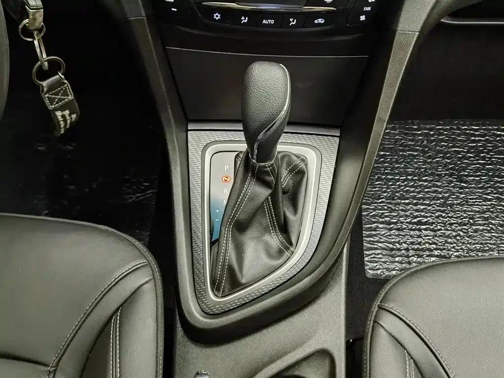 Buick Verano 2019 18T Automatic Connected Elite Model (China VI Emission Standard) — миниатюра 13