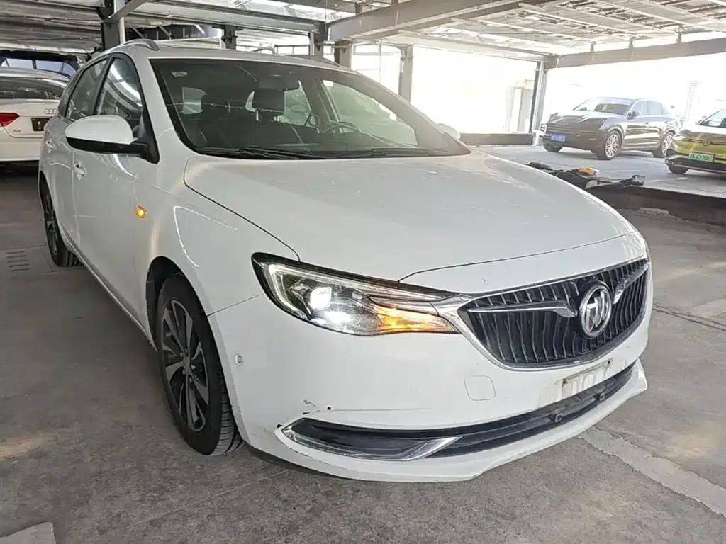 Buick Verano 2018 18T Automatic Elite — миниатюра 4
