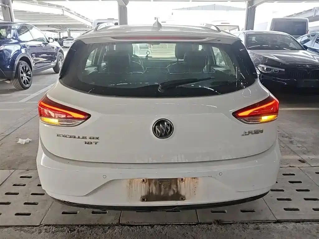Buick Verano 2018 18T Automatic Elite — миниатюра 6