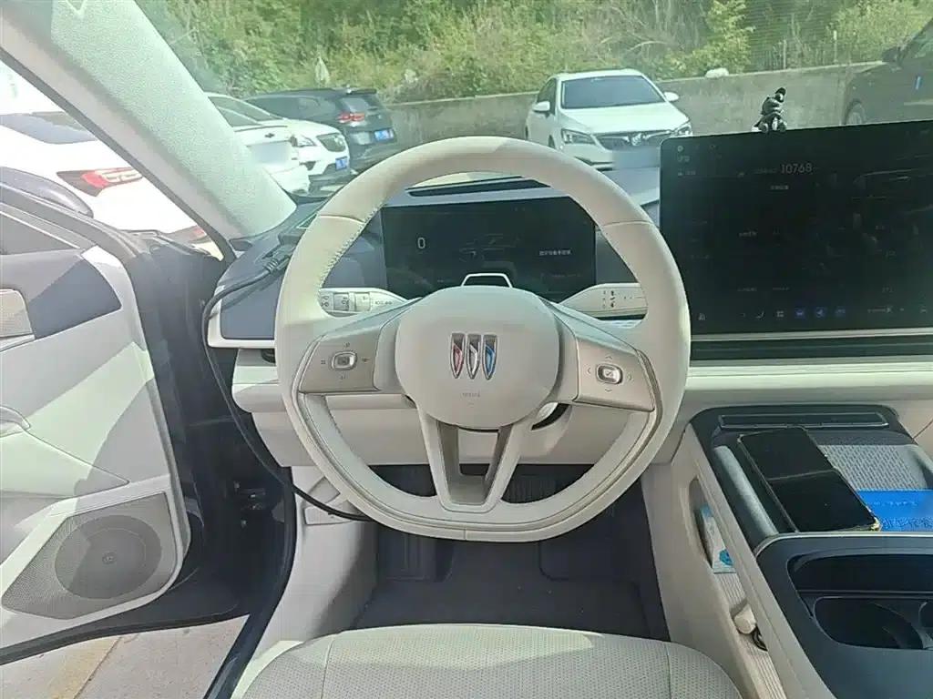 Buick L7 2025 Luxury Comfort Smart Edition — миниатюра 11