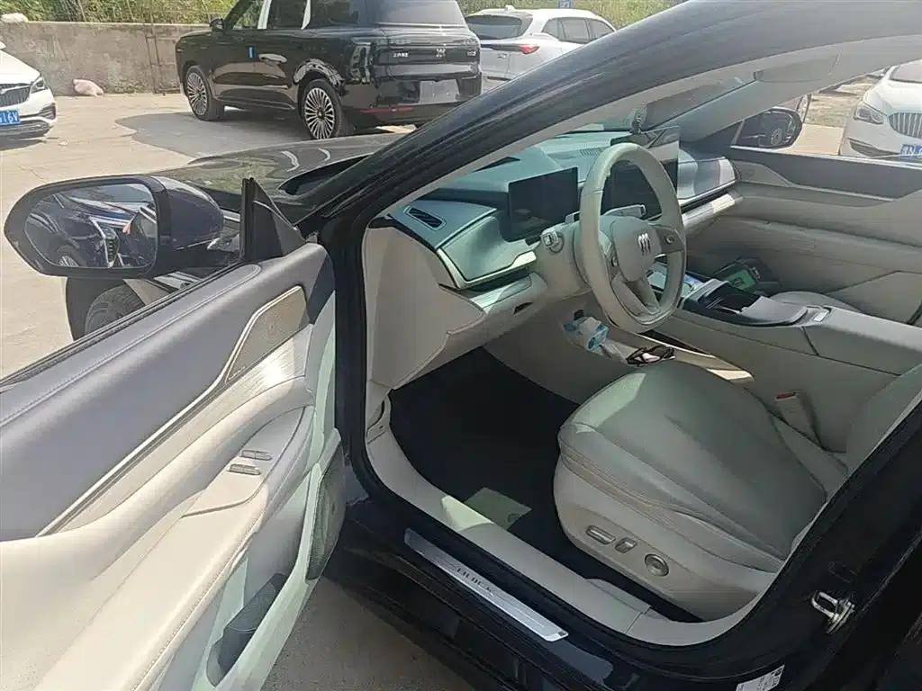 Buick L7 2025 Luxury Comfort Smart Edition — миниатюра 16