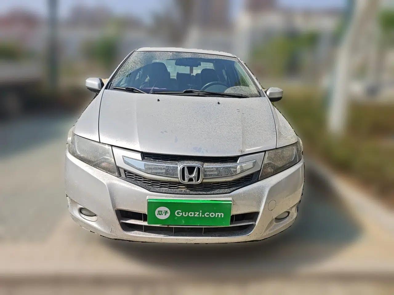 Honda City Classic 2011 1.5L Manual Elite Edition — миниатюра 2