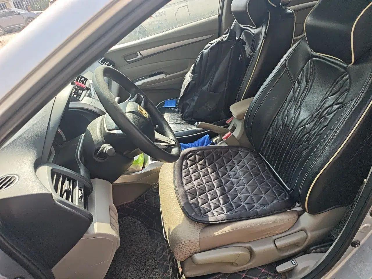 Honda City Classic 2011 1.5L Manual Elite Edition — миниатюра 16