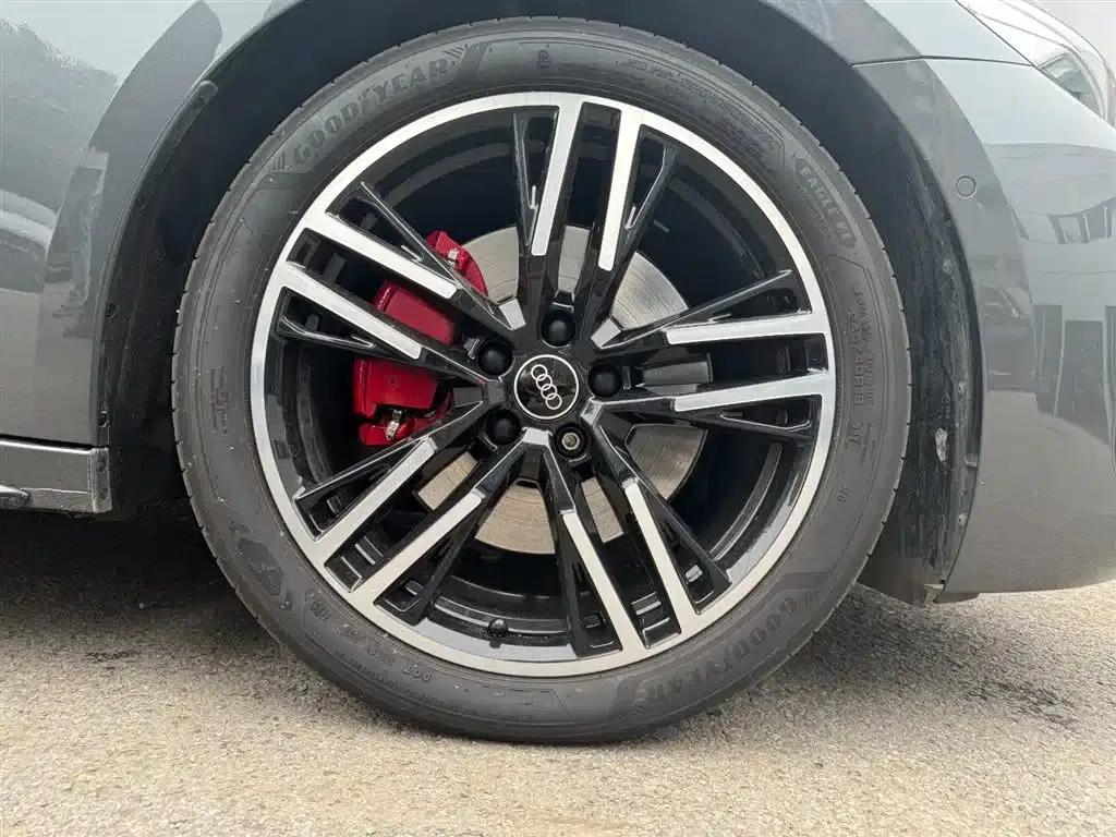Audi A5L 2026 2.0T Sport quattro — миниатюра 2