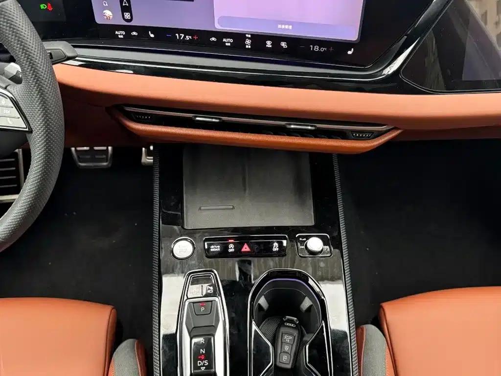 Audi A5L 2026 2.0T Sport quattro — миниатюра 21