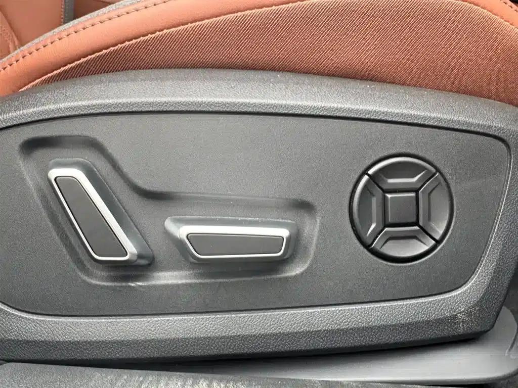 Audi A5L 2026 2.0T Sport quattro — миниатюра 6