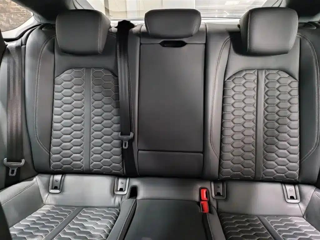 Audi RS 5 2023 RS 5 2.9T Sportback Dark Gold Edition — миниатюра 19